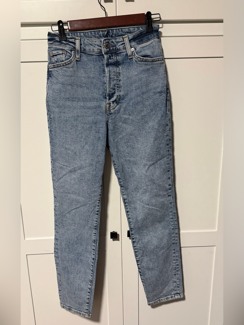 & Denim Jeans by H&M High-Rise Mom Jeans